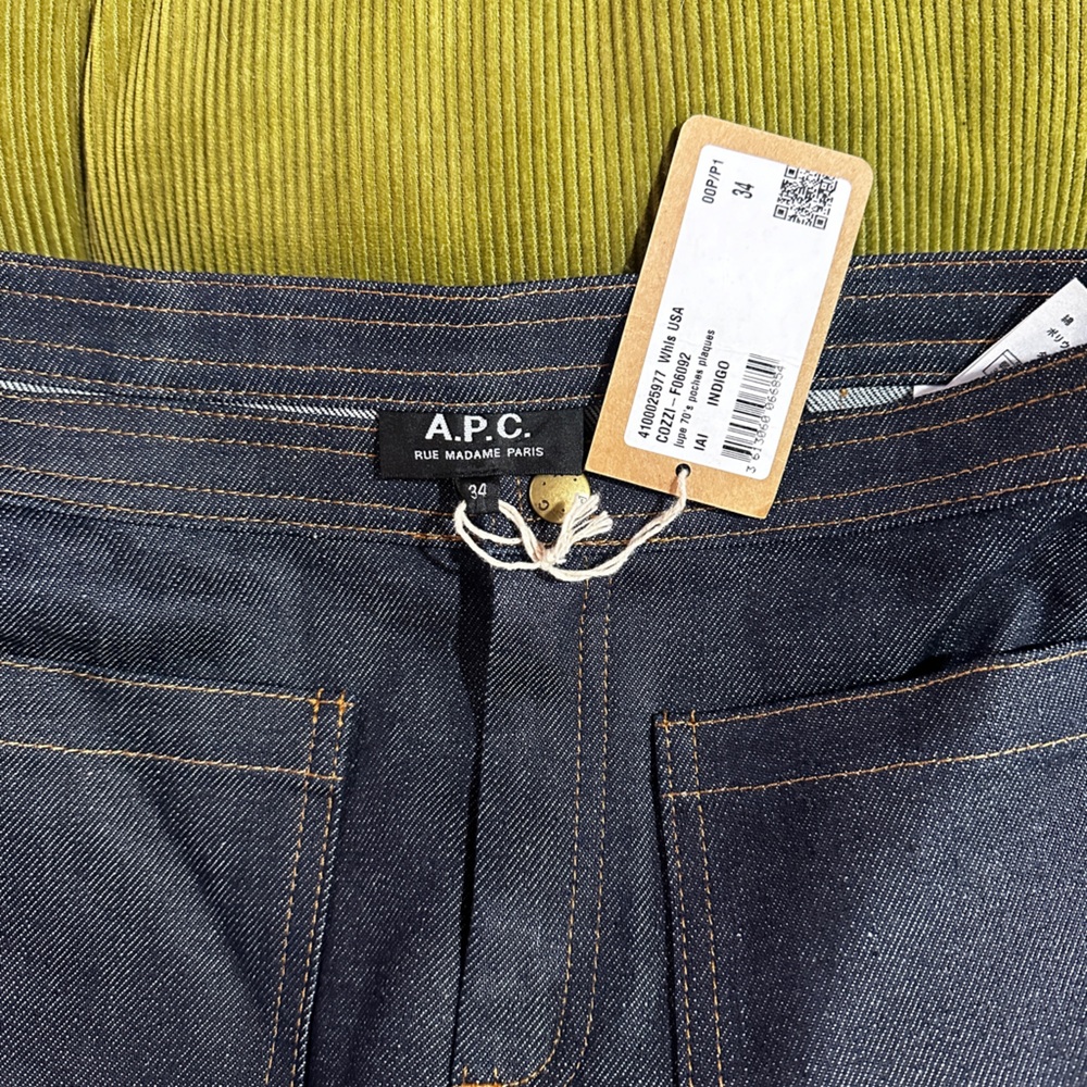 APC Jupe 70s Poches Plaques Raw Denim Miniskirt